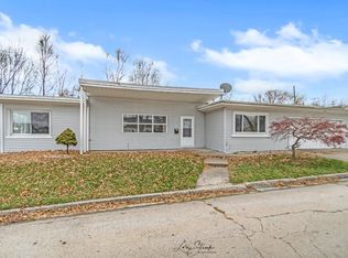 600 Lawn St, Bradley, IL 60915