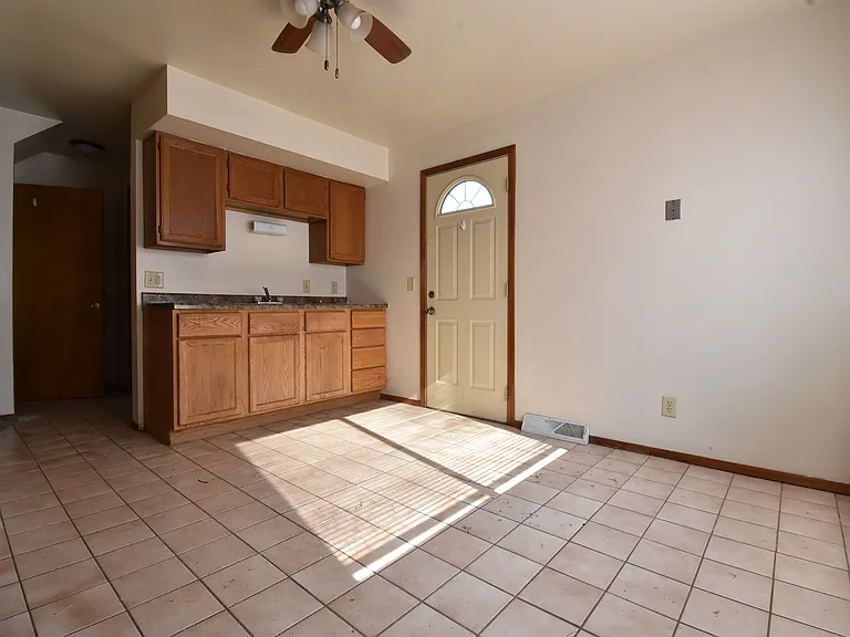 9306 Florence Dr — Photo 8