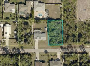 2706 10th St W, Lehigh Acres, FL 33971