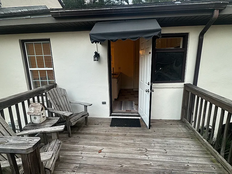1006 N Duval St — Photo 1