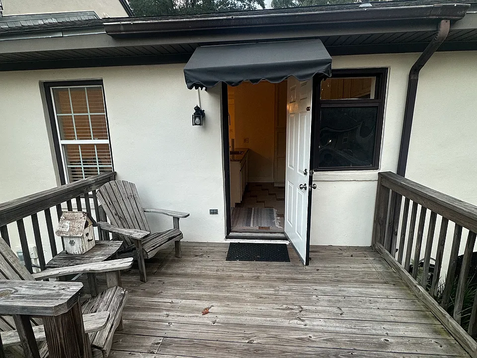 1006 N Duval St