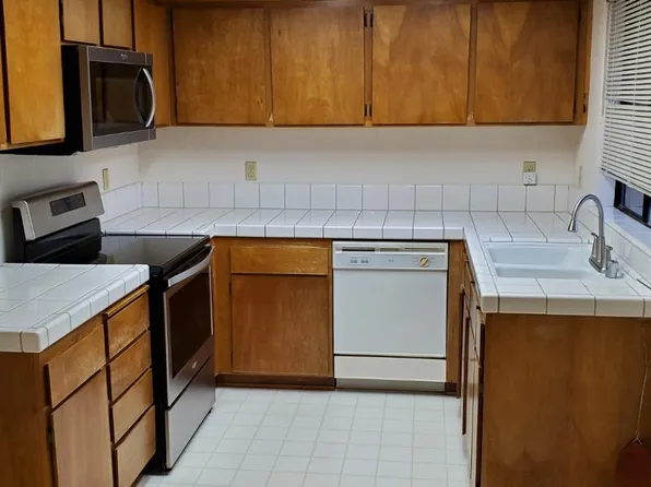 8013 Arcade Lake Ln, Citrus Heights, CA 95610