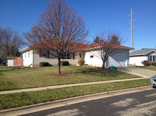 608 Anne Dr, Stoughton, WI 53589