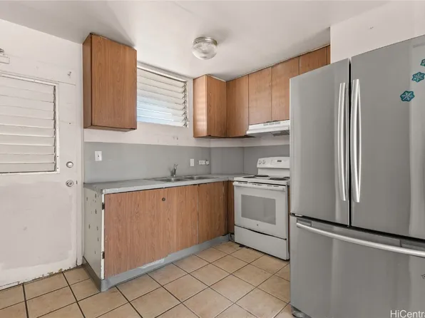 2440 Date St APT 1201, Honolulu, HI 96826
