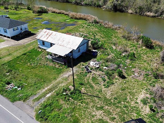 3rd image of 4380 Grand Caillou Rd