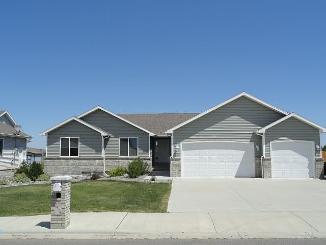 1st image of 2539 Lake Heights Dr