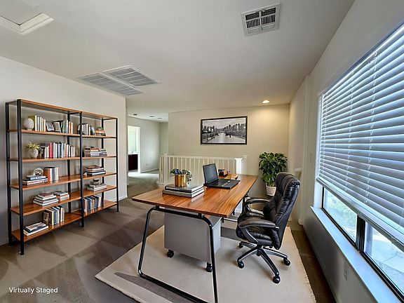 4th image of 2921 Kandahar Ave