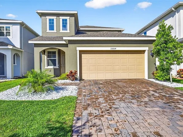 33854 Floating Heart Ct, Wesley Chapel, FL 33545