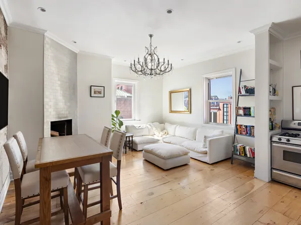 260 West Tenth Street image 1 of 12