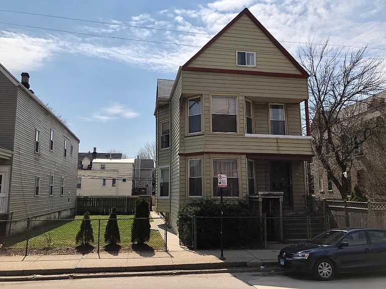 1709 W Irving Park Rd #A — Photo 19