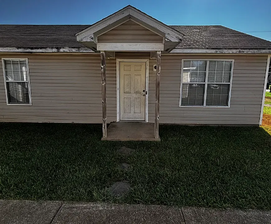 106 Hines Blvd