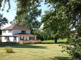 15682 Center Rd, Durand, IL 61024