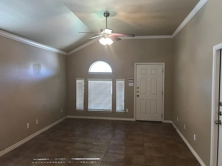 4701B Passion Flower Blvd — Photo 3