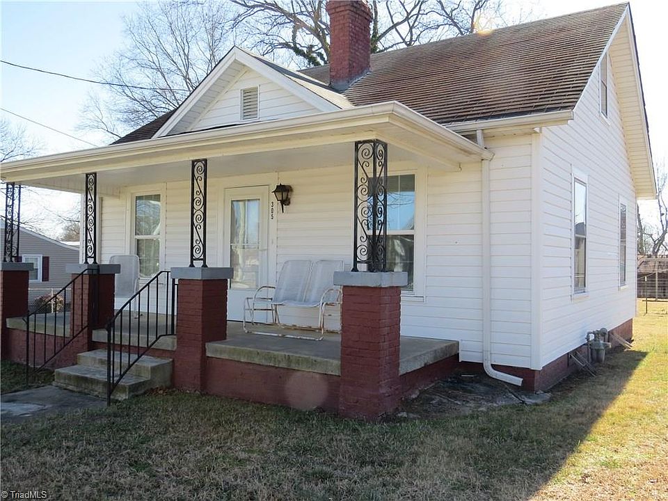 1st image of 305 Thompsonville St