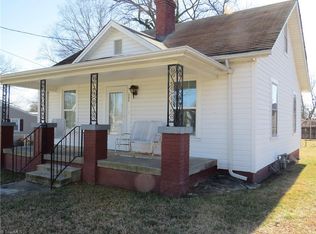 305 Thompsonville St, Reidsville, NC 27320
