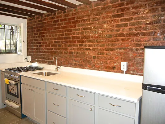 Rented by Brooklyn Heights Real Estate Inc | media 42