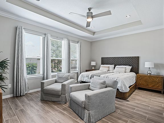 2nd image of 5555 NW 40th Pl