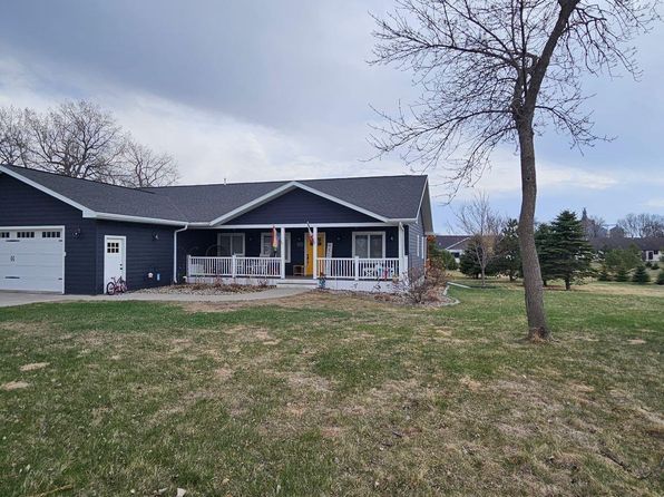 105 W Cottonwood St, Arlington, SD 57212