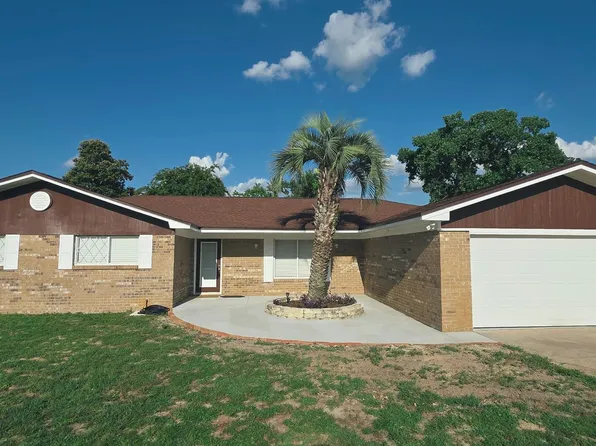 619 Old Forest Way Rd, Panama City, FL 32404