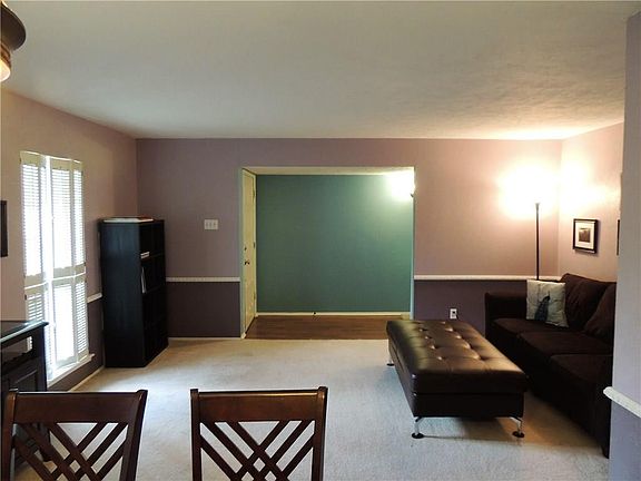 5th image of 155 Faircrest Dr