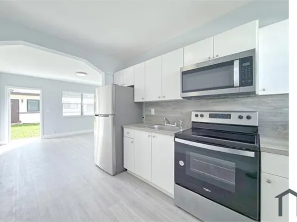 1010 Opa Locka Blvd #3, Miami, FL 33168