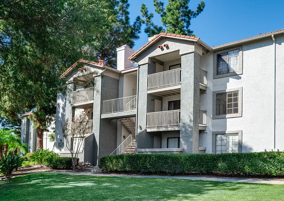 12071 Alta Carmel Ct #91