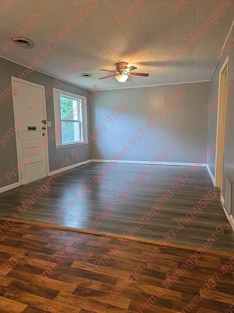 Quaint 3 bed 1 bath house with AC & everything you need in Xenia — Photo 3
