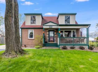 7030 Garden Ln, Bridgeview, IL 60455