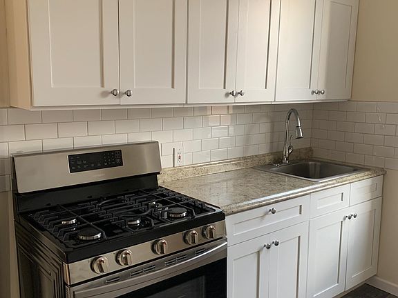 Newly renovated kitchen! Appliances are less than 1 year old!