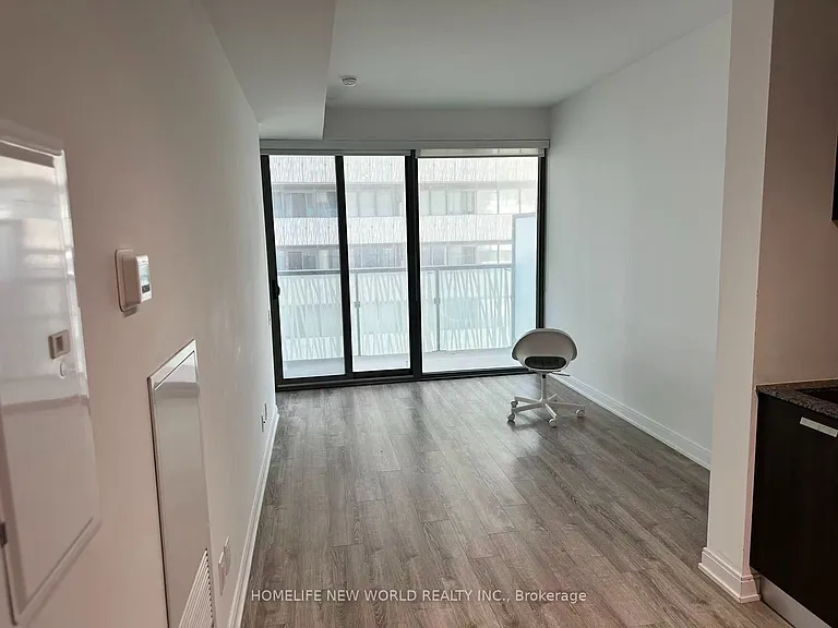 50 Charles St E #3206 — Photo 12