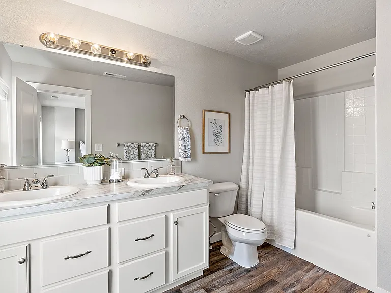 Sunnyvale Village Townhomes — Photo 18