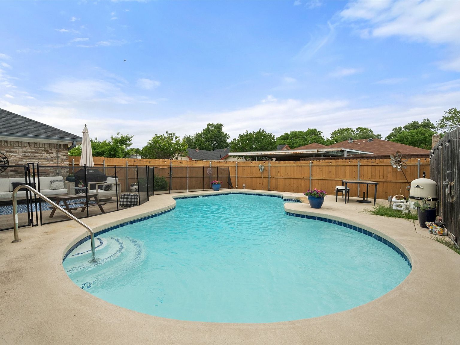 7213 Timberline Dr, Rowlett, TX 75089 | Zillow