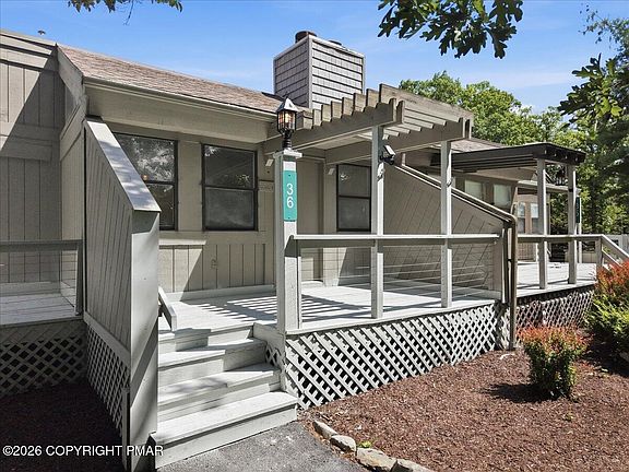 3rd image of 105 Condor Dr #36