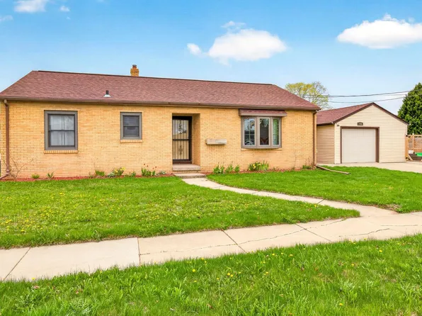 729 E Maes Ave, Kimberly, WI 54136