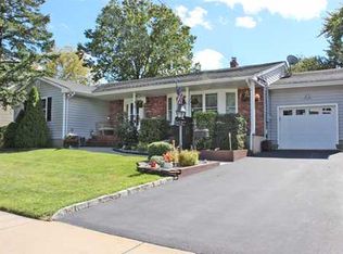23 Alwat St, Woodbridge, NJ 07095