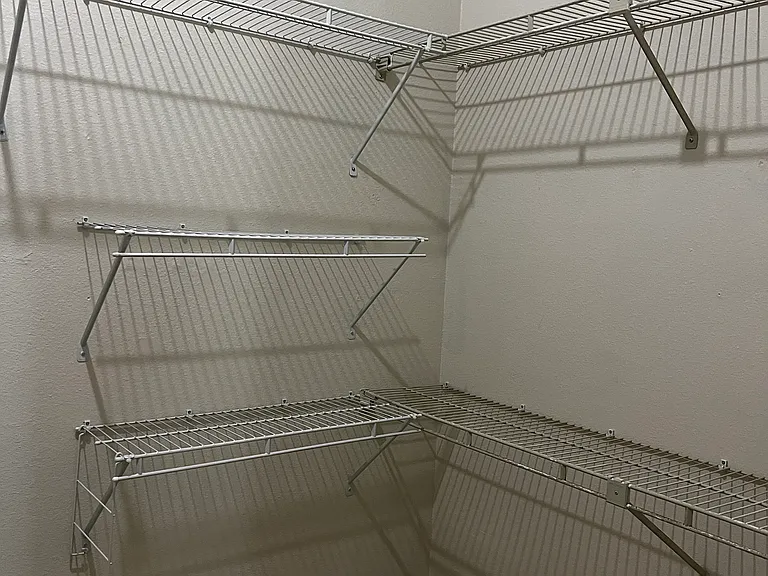 Alpha Collier Dr — Photo 6