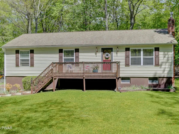 226 Aspen Dr, Milford, PA 18337