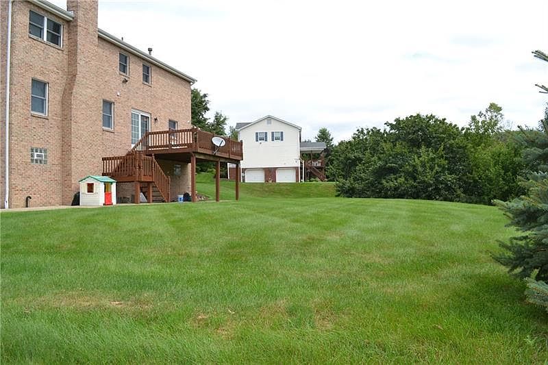 2nd image of 2211 Manordale Dr