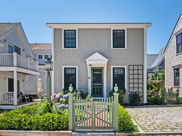 8 Youngs Court #5, Provincetown, MA 02657