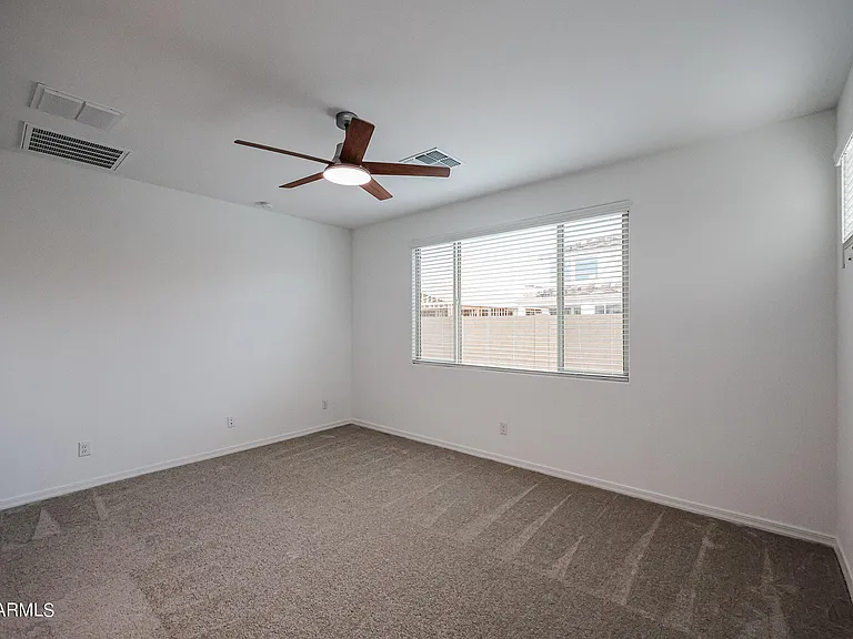 8752 W Medlock Dr — Photo 19