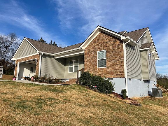 3rd image of 178 Penny Hill Ln NE