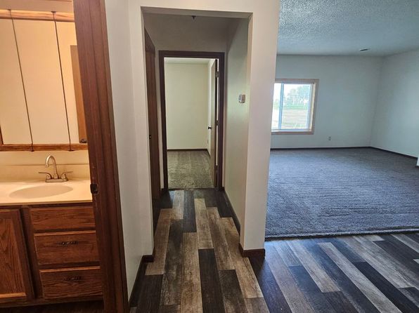 1115 E Brownell St #17495378