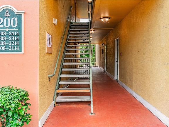 2nd image of 4207 S Dale Mabry Hwy Unit 2211