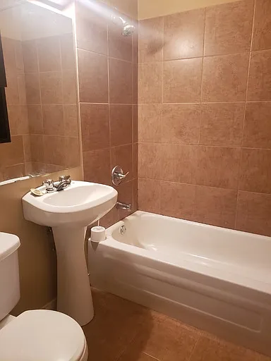 565 Corydon Ave #108 — Photo 10