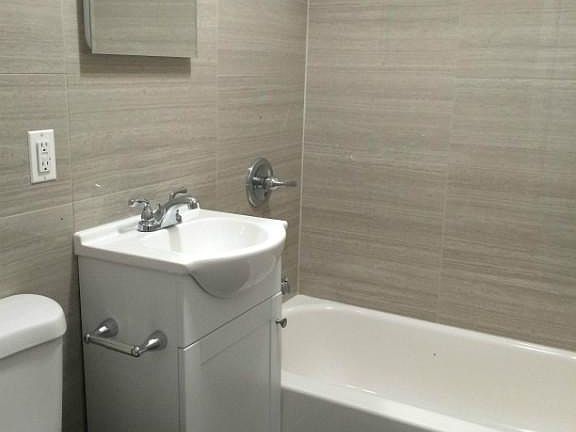 5th image of 403 Himrod St APT 2L