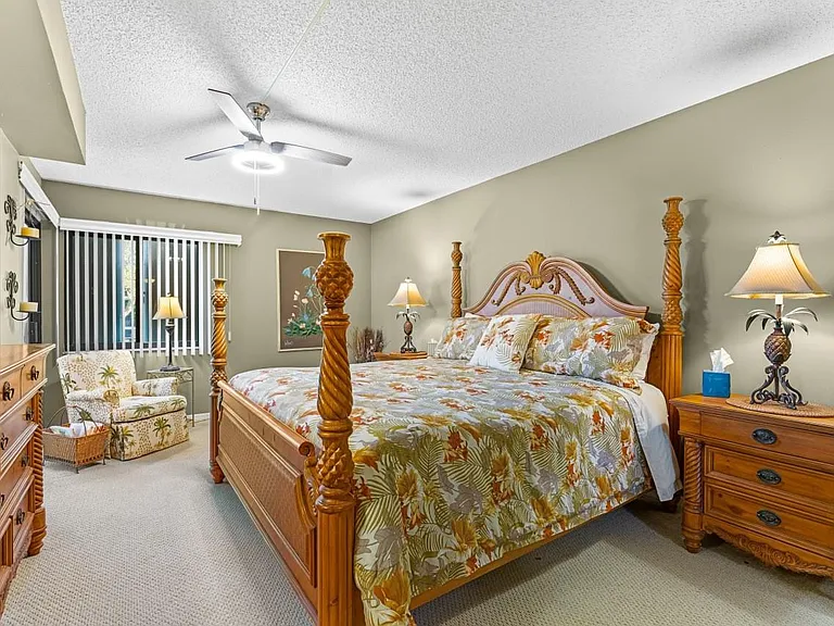 1815 Mooringline Dr #2E — Photo 10