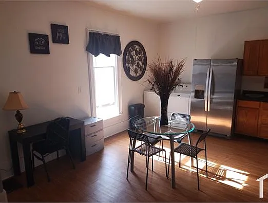 2 bed, $1,800 — Photo 2