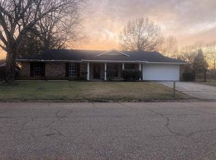 5315 Dogwood Trl, Jackson, MS 39212