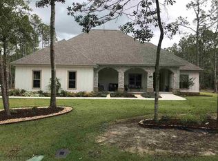 5628 Mill House Rd, Gulf Shores, AL 36542