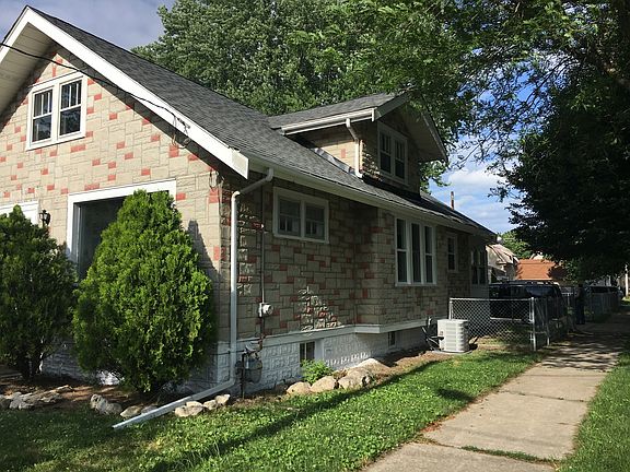 4th image of 644 S Spencer St SE